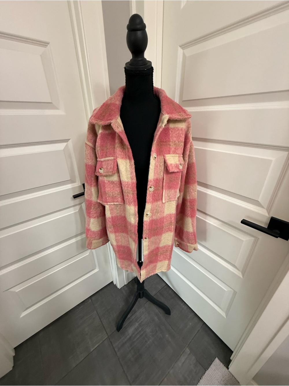 ePretty Pink & Cream Plaid Teddy Shacket